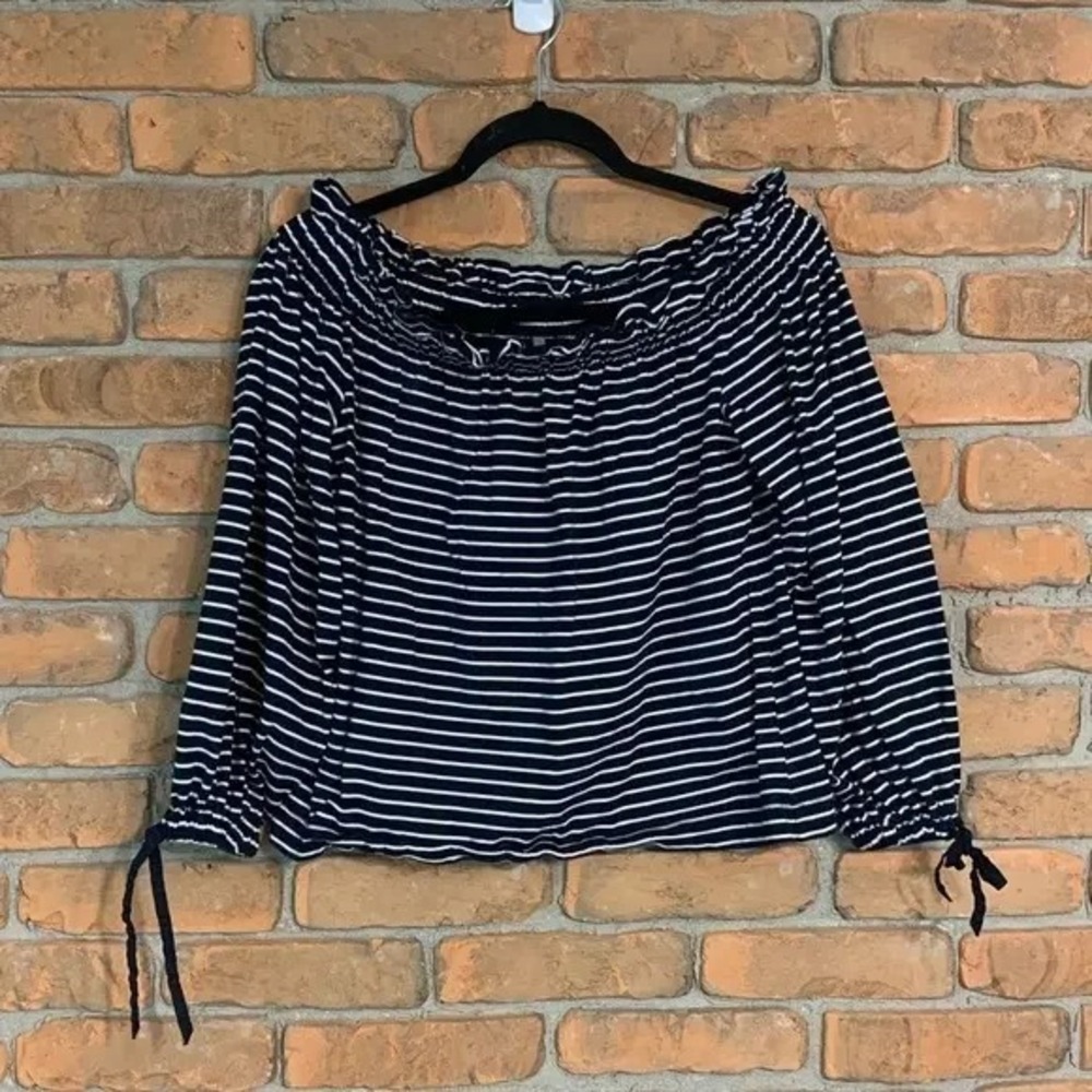 Banana Republic Top Womens Medium Navy White Striped Off Shoulder Long‎ Blouse